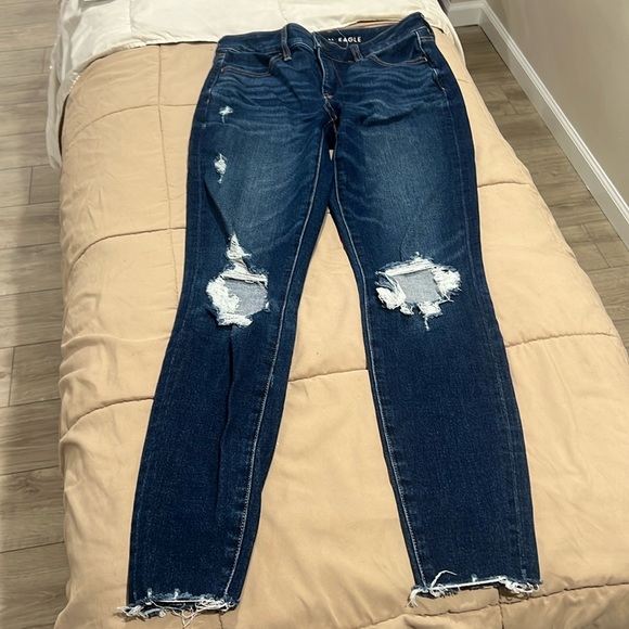 American Eagle Outfitters Denim - American Eagle ripped the dream jean size 4